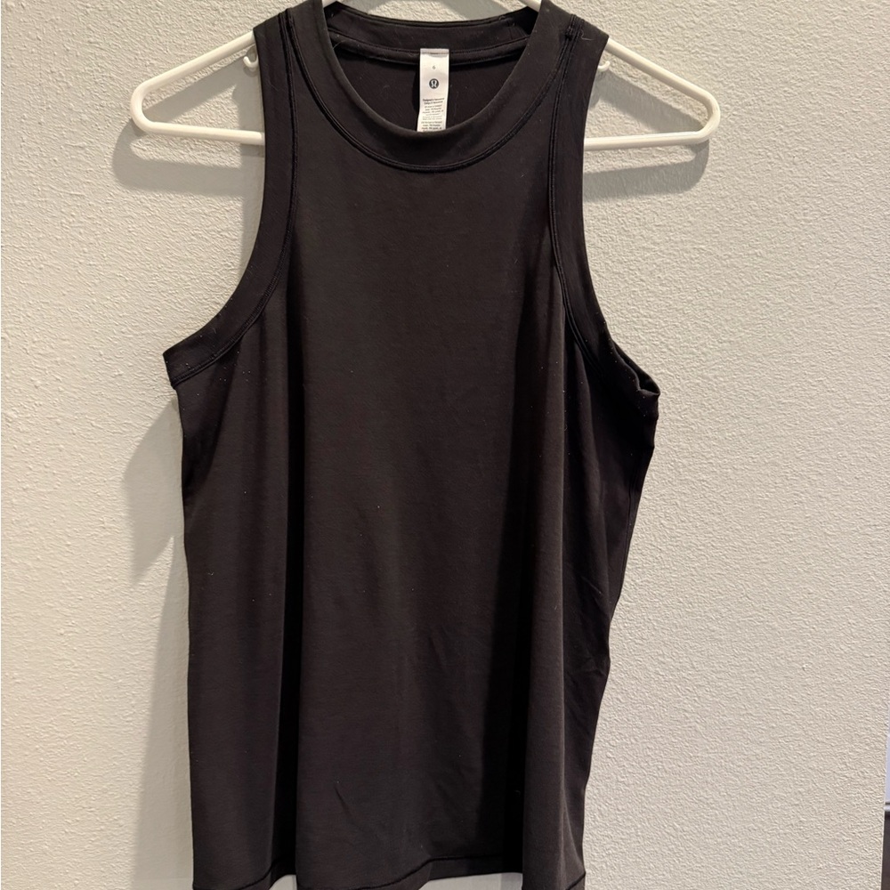 lululemon athletica Black Tank Top - Picture 2 of 2